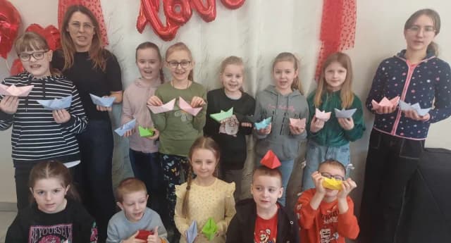 Zajęcia z origami: rozwijaj kreatywność i umiejętności manualne Zajęcia z origami: rozwijaj kreatywność i umiejętności manualne