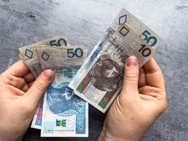 Komu przysługuje trzynastka w oświacie? Sprawdź, kto ją otrzyma Komu przysługuje trzynastka w oświacie? Sprawdź, kto ją otrzyma
